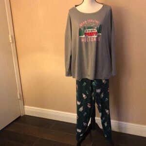 Festive Gray and Green Women's Pajama Set
